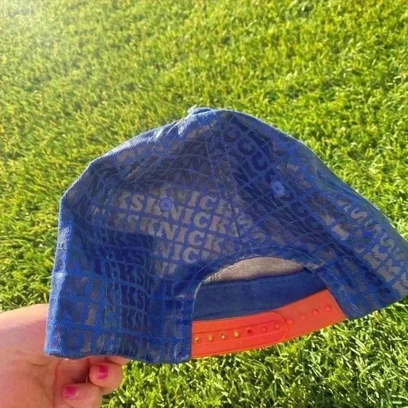 NBA New York Knicks Youth Hat Adidas 1993 - Picture 4 of 6